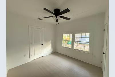 221 N Sans Souci Avenue, Deland, FL 32720 - Photo 8