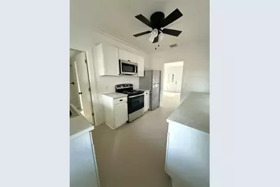 221 N Sans Souci Avenue, Deland, FL 32720 - Photo 6