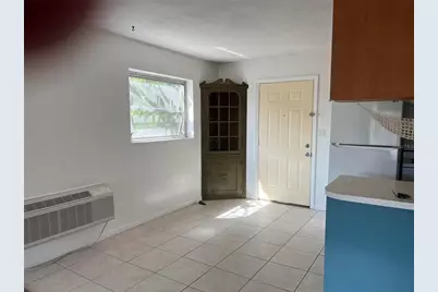 145 W Minnesota Avenue #E2, Deland, FL 32720 - Photo 6