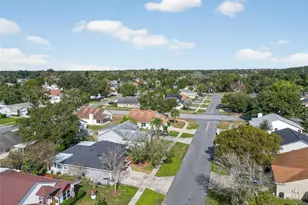 233 S Aberdeen Cir, Sanford, FL 32773 - Photo 20