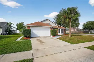 233 S Aberdeen Cir, Sanford, FL 32773 - Photo 4