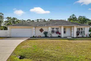 18 Smoke Tree Pl, Palm Coast, FL 32164 - Photo 1