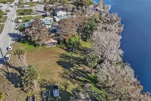 55512 Front St, Astor, FL 32102 - Photo 12