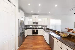 14215 N Bayshore Dr, Madeira Beach, FL 33708 - Photo 10