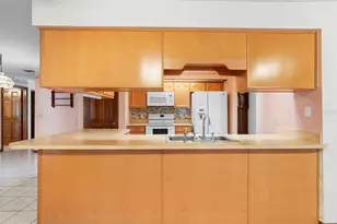 2200 Bannister St, Deltona, FL 32738 - Photo 10