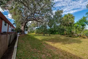 625 N Halifax Ave, Daytona Beach, FL 32118 - Photo 30