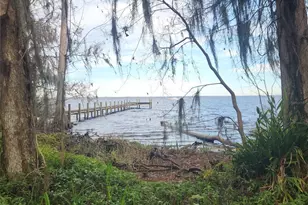 384 Crescent Lake Shore Dr, Crescent City, FL 32112 - Photo 20