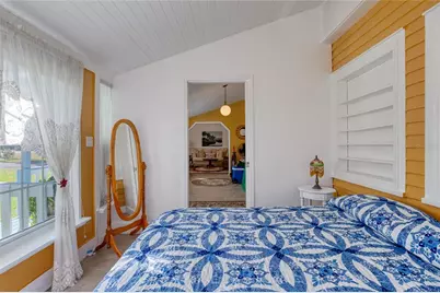 8 E Magnolia Avenue, Port Orange, FL 32127 - Photo 12