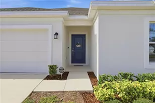 1539 Peach Crk Dr, Osteen, FL 32764 - Photo 2
