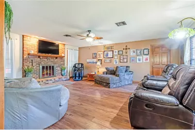 2417 S Oak Park Drive, Deland, FL 32724 - Photo 4