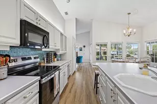 132 Sea St, New Smyrna Beach, FL 32168 - Photo 8