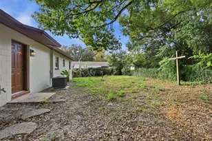 225 W Volusia Ave, Deland, FL 32720 - Photo 22