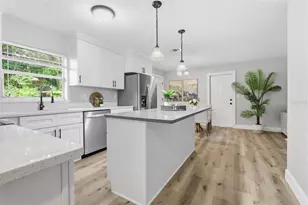 225 W Volusia Ave, Deland, FL 32720 - Photo 10