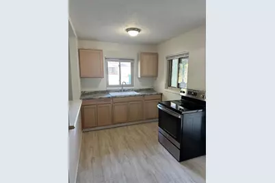 240 E Howry Avenue, Deland, FL 32724 - Photo 4