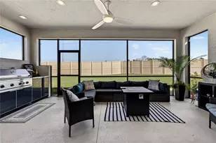 6203 W Fallsgrove Ln, Port Orange, FL 32128 - Photo 4