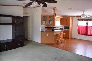 28515 Poinsettia Ave, Paisley, FL 32767 - Photo 8
