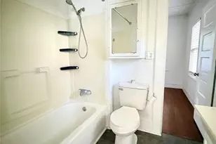 308 Page Ct, Deland, FL 32720 - Photo 8