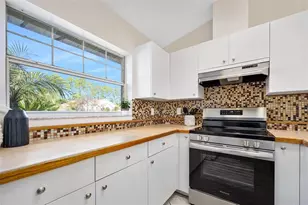 84 Raemoor Dr, Palm Coast, FL 32164 - Photo 8