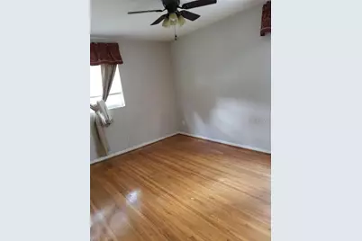 321 E Beresford Avenue, Deland, FL 32724 - Photo 6