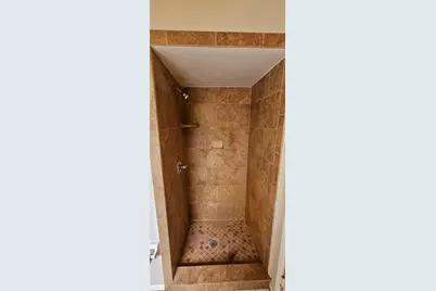 321 E Beresford Avenue, Deland, FL 32724 - Photo 8