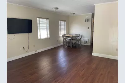 419 W Wisconsin Avenue, Deland, FL 32720 - Photo 2