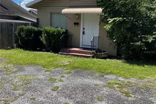 419 W Wisconsin Ave, Deland, FL 32720 - Photo 1