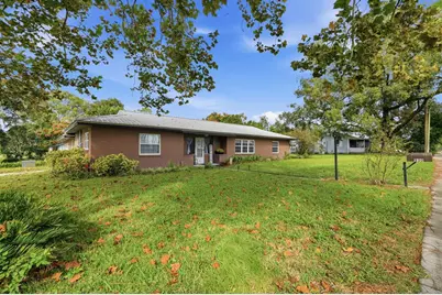 930 N Amelia Avenue, Deland, FL 32724 - Photo 42