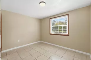 930 N Amelia Ave, Deland, FL 32724 - Photo 22