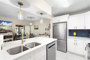 180 Magnolia Woods Ct, Deltona, FL 32725 - Photo 12