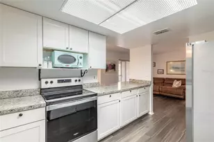 426 Banana Cay Dr, South Daytona, FL 32119 - Photo 10