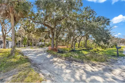 1922 Enterprise Avenue, New Smyrna Beach, FL 32168 - Photo 1