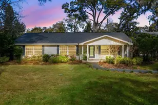 851 E Pennsylvania Ave, Deland, FL 32720 - Photo 1