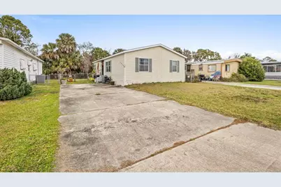 122 Leisure World Drive N, Debary, FL 32713 - Photo 2