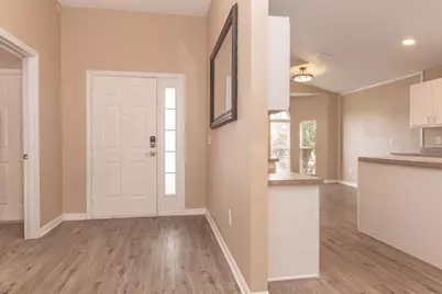 565 Blue Water Avenue, Orange City, FL 32763 - Photo 4