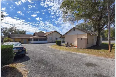 1757 N Woodland Boulevard, Deland, FL 32720 - Photo 2
