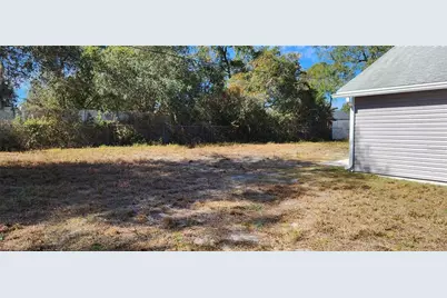 2856 Trenton Lane, Deltona, FL 32738 - Photo 16