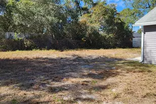 2856 Trenton Ln, Deltona, FL 32738 - Photo 16