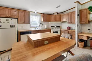 27130 Fishermans Rd, Paisley, FL 32767 - Photo 16