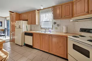 27130 Fishermans Rd, Paisley, FL 32767 - Photo 18