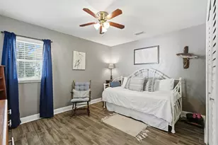 686 Wildwood Dr, New Smyrna Beach, FL 32168 - Photo 16