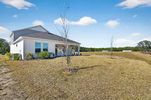 1262 Champions Dr, Daytona Beach, FL 32124 - Photo 8