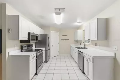 325 E Plymouth Avenue, Deland, FL 32724 - Photo 8