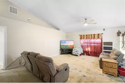 1900 Montecito Avenue, Deltona, FL 32738 - Photo 4