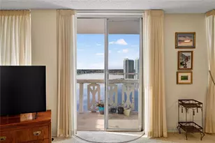 935 N Halifax Ave, Daytona Beach, FL 32118 - Photo 12