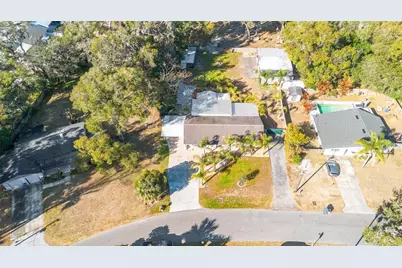 718 Gracie Court, Deland, FL 32720 - Photo 4