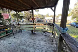 107 W Beresford Ave, Deland, FL 32720 - Photo 12