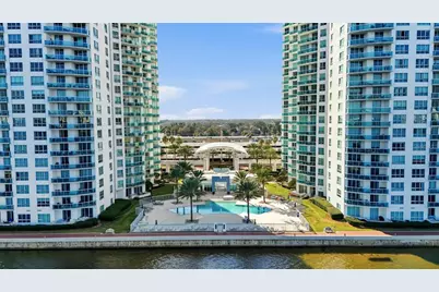 241 Riverside Drive #207, Daytona Beach, FL 32117 - Photo 2