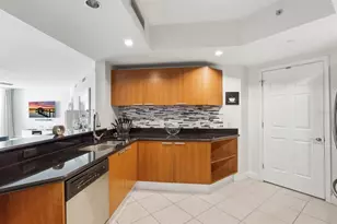 241 Riverside Dr, Daytona Beach, FL 32117 - Photo 14