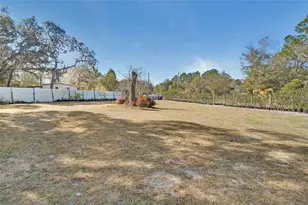 2525 Vista Park Dr, Deland, FL 32724 - Photo 8