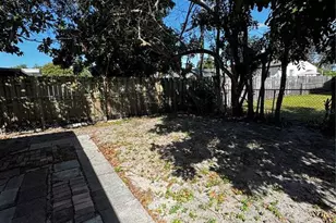 701 N 72nd Terrace, Hollywood, FL 33024 - Photo 16